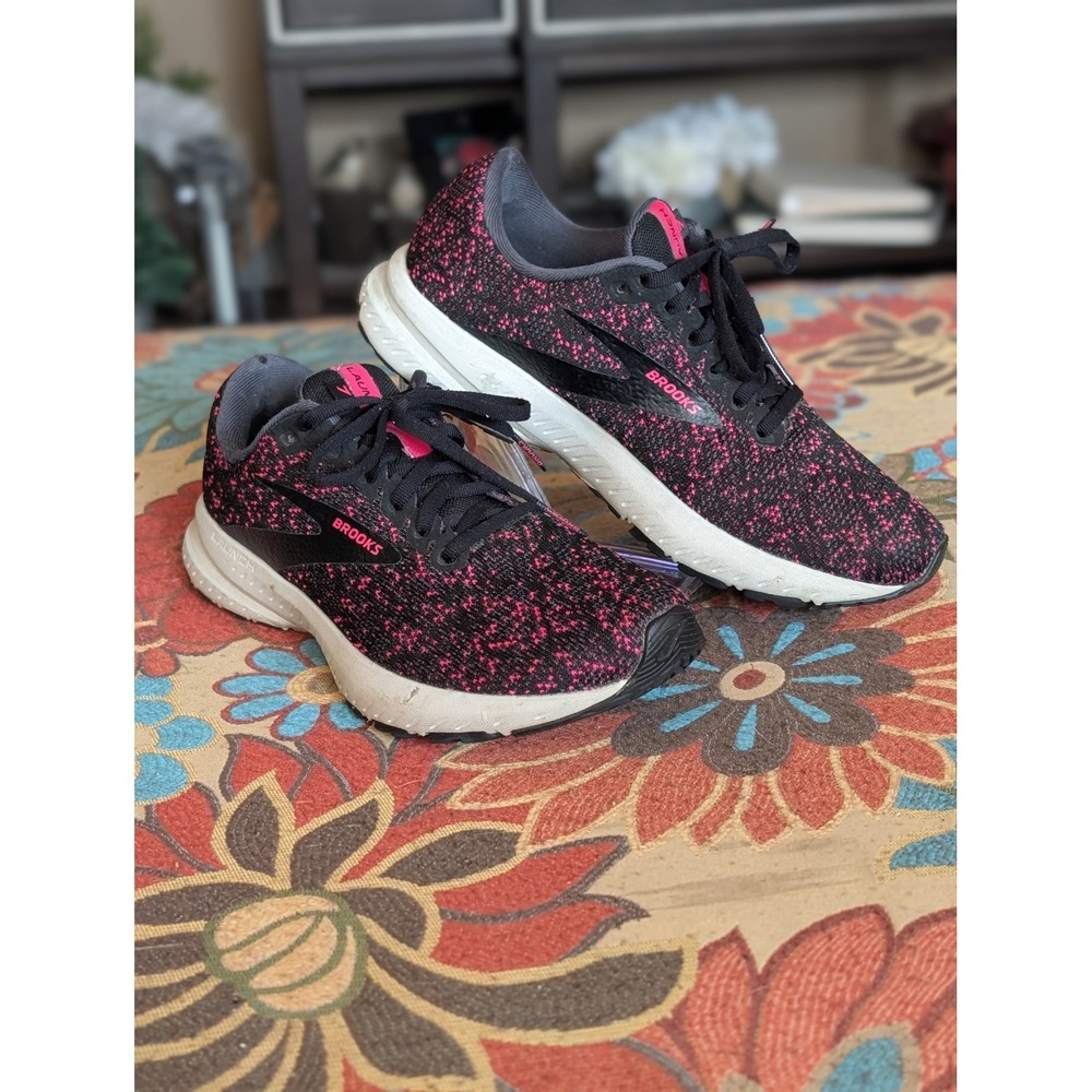 Brooks Launch 7 Women's Size 8.5 B Black Pink Running Shoes Athletic Sneakers